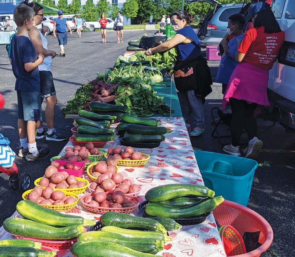 First farmers market News, Sports, Jobs Marshall Independent